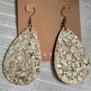 Plunder Cream and Silver Teardrop Earrings with Textured Design
